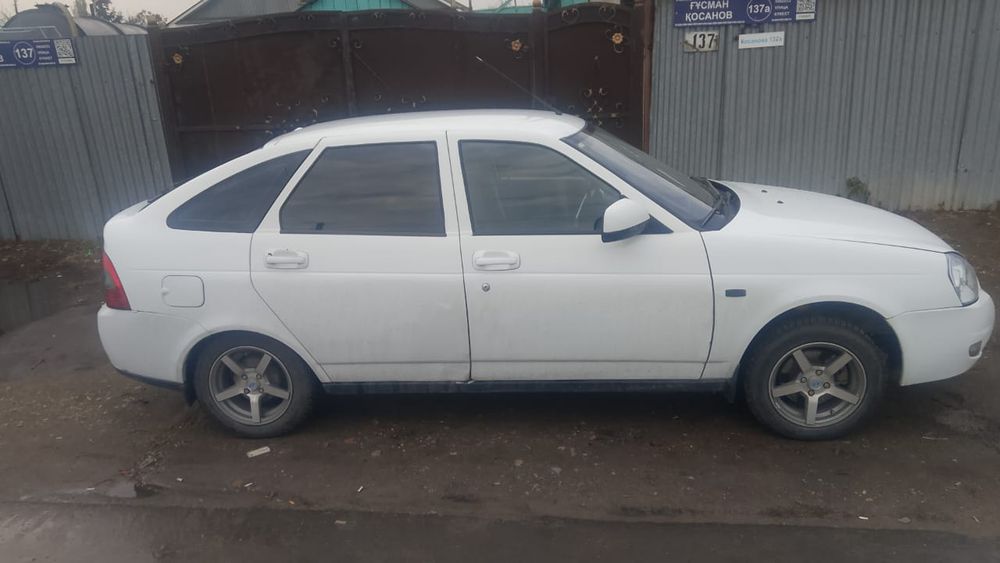 Продам лада приора 2