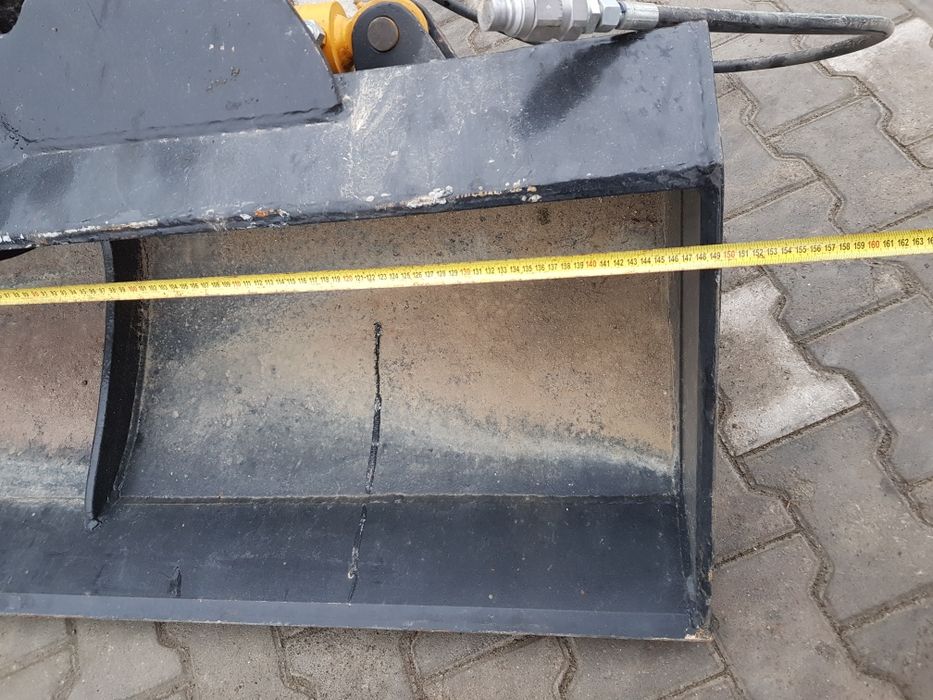 Vand cupa taluz cu înclinare