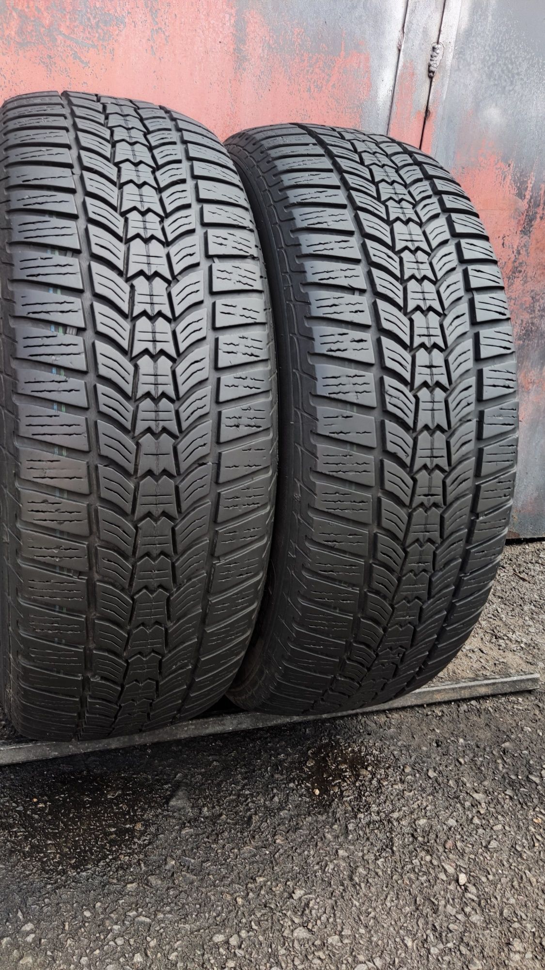 2бр. зимни гуми 205/60/16 Sava Eskimo HP2 
dot3821
6.8mm
Добро състоян