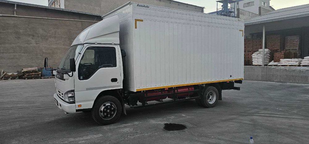 ISUZU yaxshi xolatda sotiladi