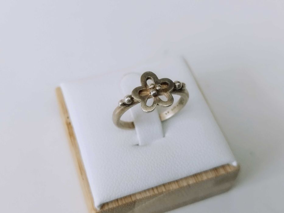 Vechi inel argint 925 placat cu aur.