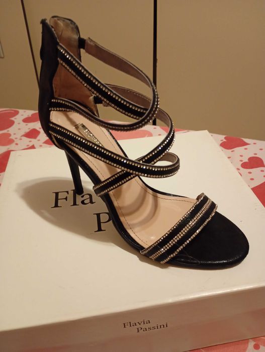 Sandale superbe nr.39 cm.25