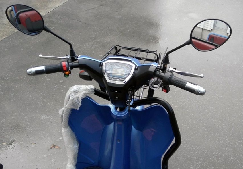 Двуместна и товарна електрическа триколка ЕВТ-1500W