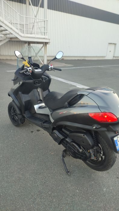 Piaggio LT 500 cc Se conduce cu categoria B