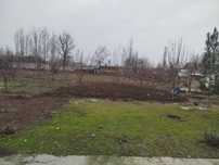 Uy sotiladi Toshkent viloyati oqqoʻrgʻon  su svet gaz bor sharoyit bor