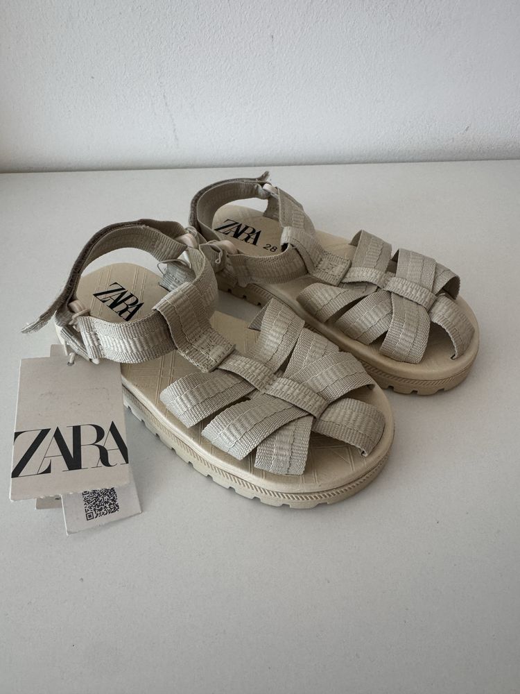 Детски сандалки Zara