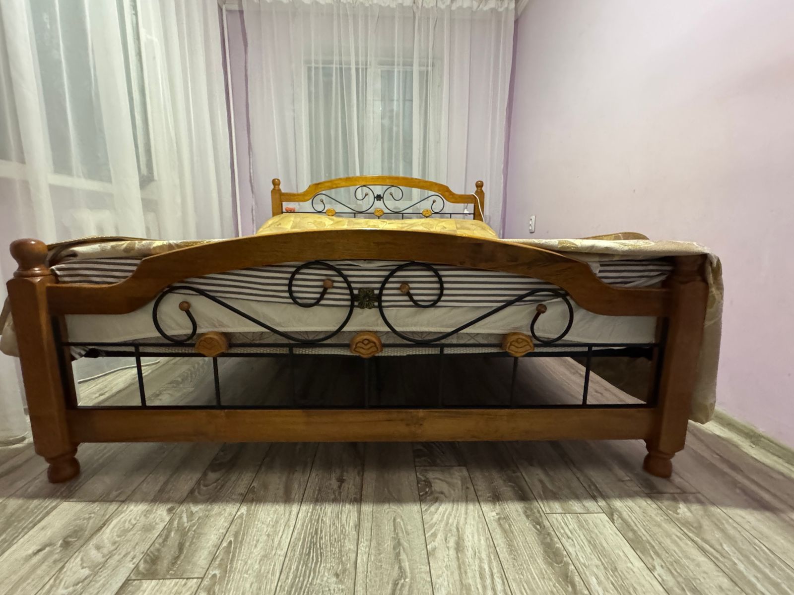 Продам кровать,в отличном состоянии