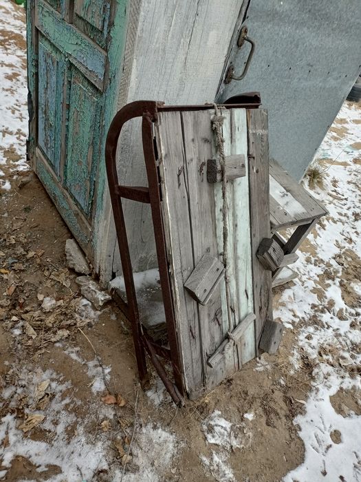 Продам санки срочна.Продам срочна санки...Продам срочна срочна.Проодам