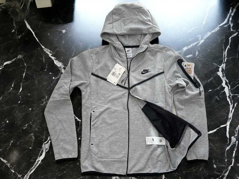 Trening Nike tech fleece grey/gri produs premium - Livrare GRATUITA.
