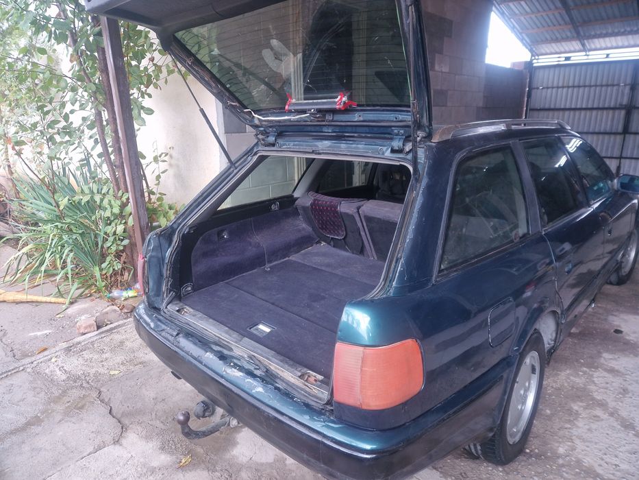 Машина жақсы. Вариант бар. Достық да тұрам авто соның қасында