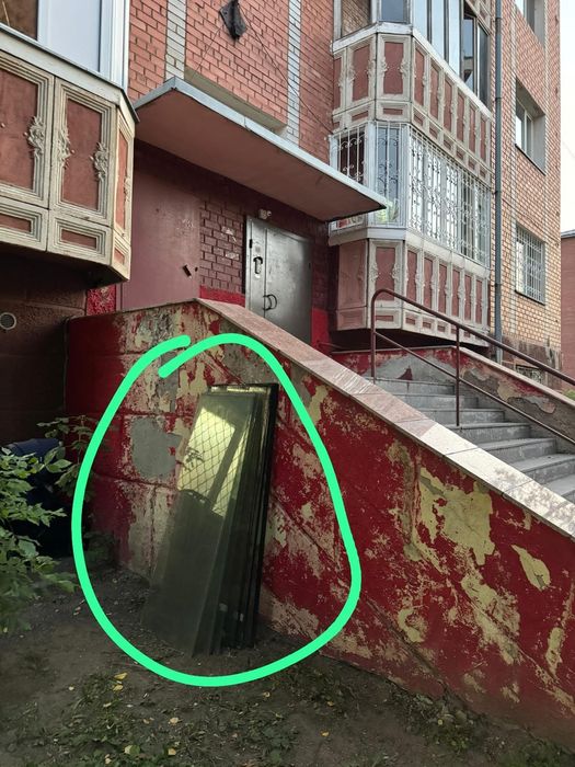 Отдам даром стекла от балконных окон