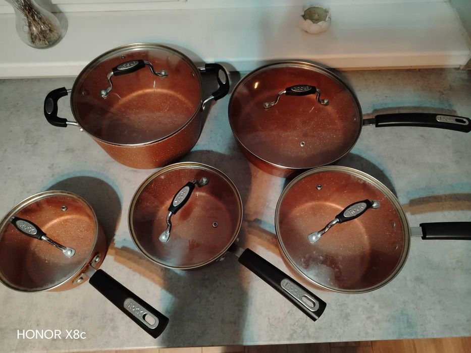 Set de Oale și tigaie The Rock