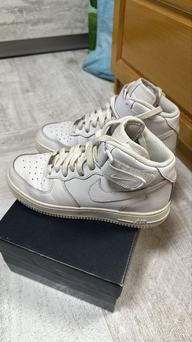 Nike.