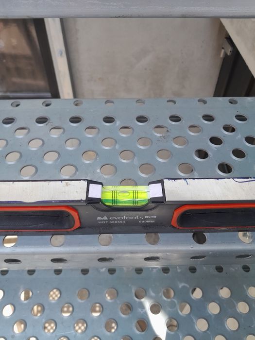 Scări metalice galvanizate la orice demisiune asiguram transport ori u