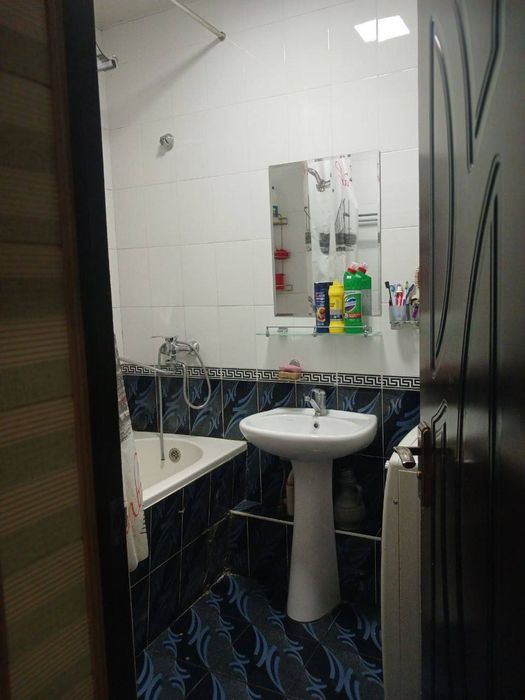 Абая Ц15 2-3/5/9 Франция, квартира чистая,ипотека