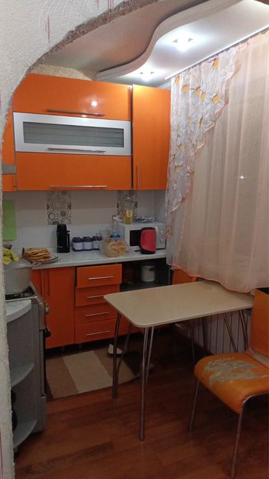 Сдаю 2х комнатную квартиру в центре