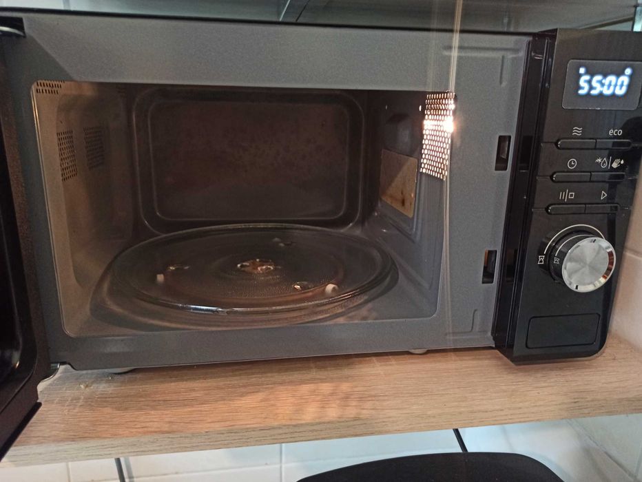 Продава микровълнова GORENJE - 20 л