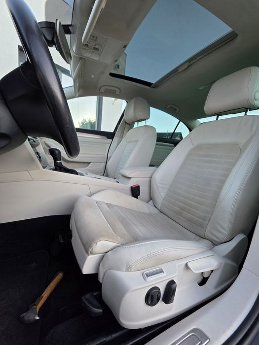 Volkswagen Passat / EURO 6 / Trapa / Led / CarPlay / Acc / DSG