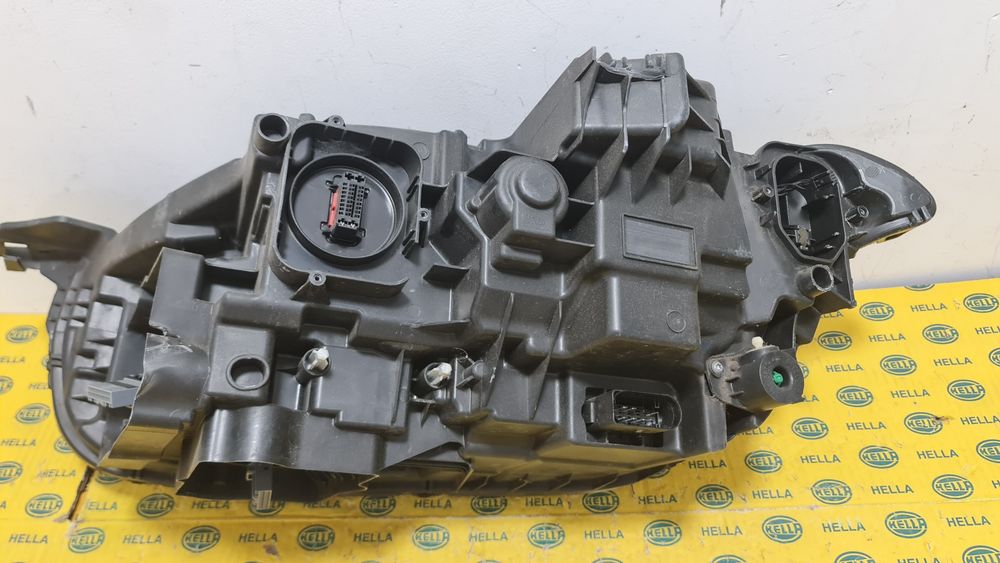 Far dreapta full led active Volvo XC90 II 31446688 modul