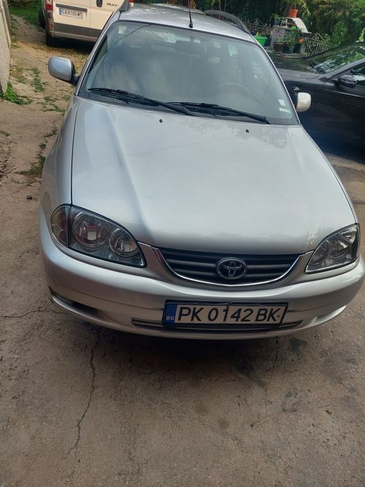 Тойота Авенсис D4D 2000 куб.