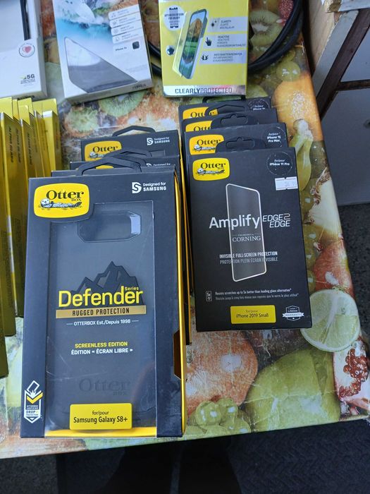 IPhone аксесоари различни модели