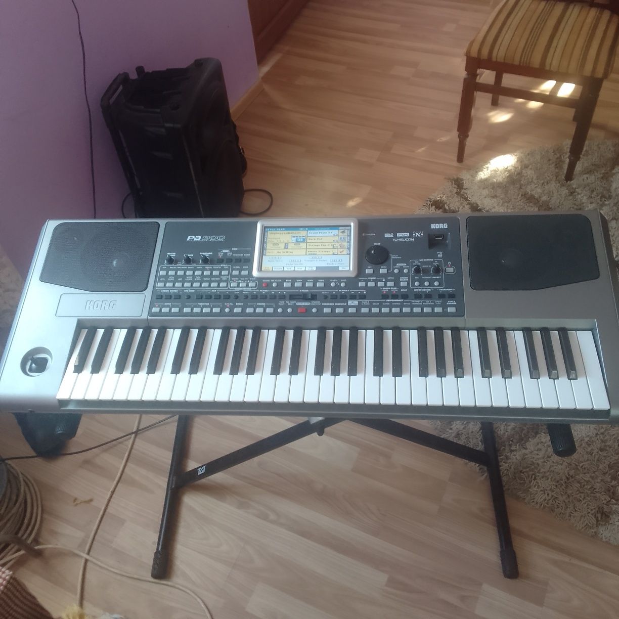 Korg pa900 ca și nouă