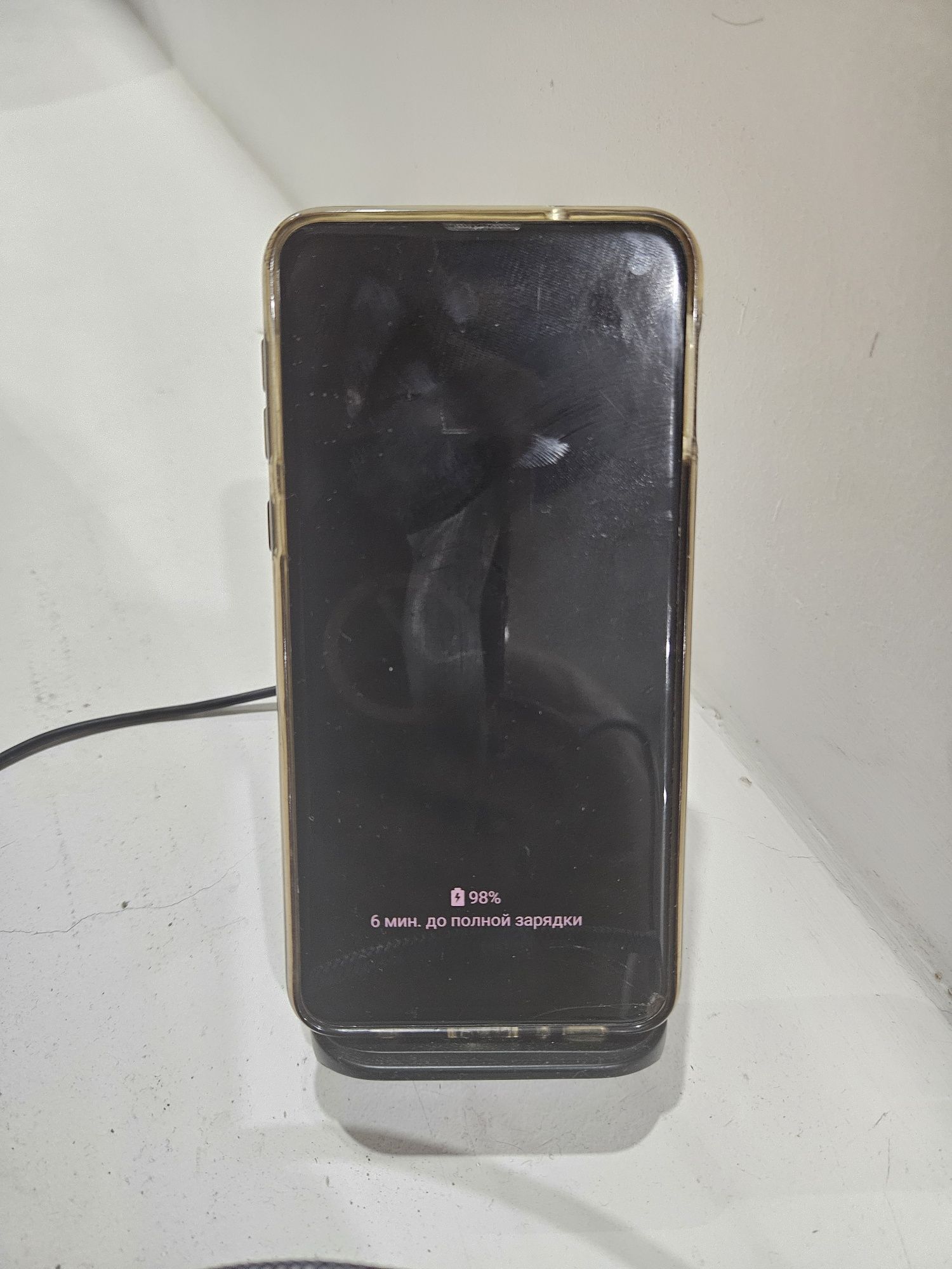 Продам Samsung Galaxy S10e