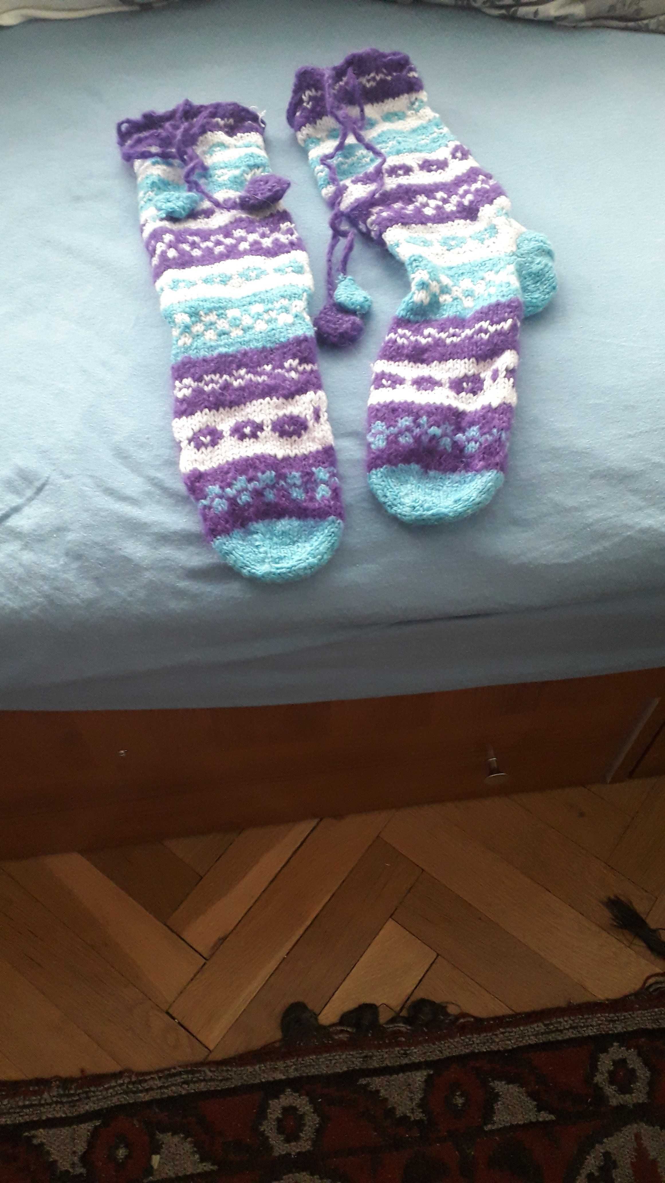 Дамски плетени чорапи