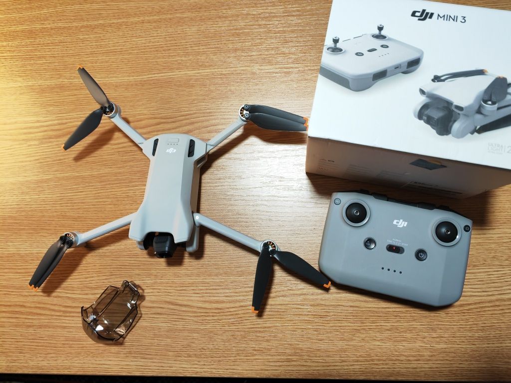 Drona DJi Mini 3 nouă, zero minute