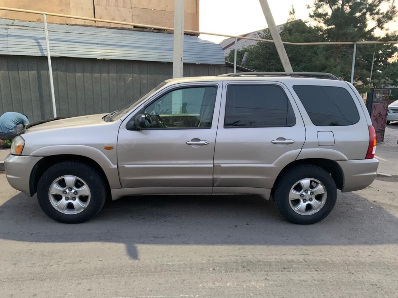 Mazda Tribute 2001