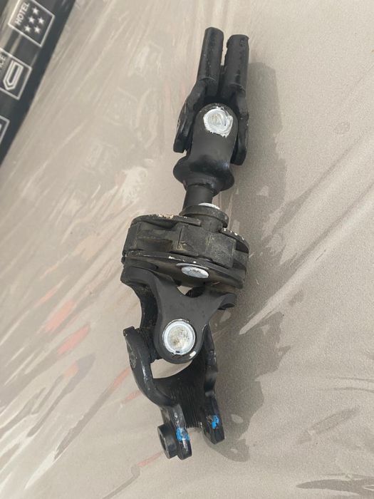 Продам рулевая крестовина на Субару Оутбэк