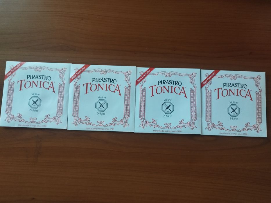 Струны, скрипкa-  PIRASTRO TONICA