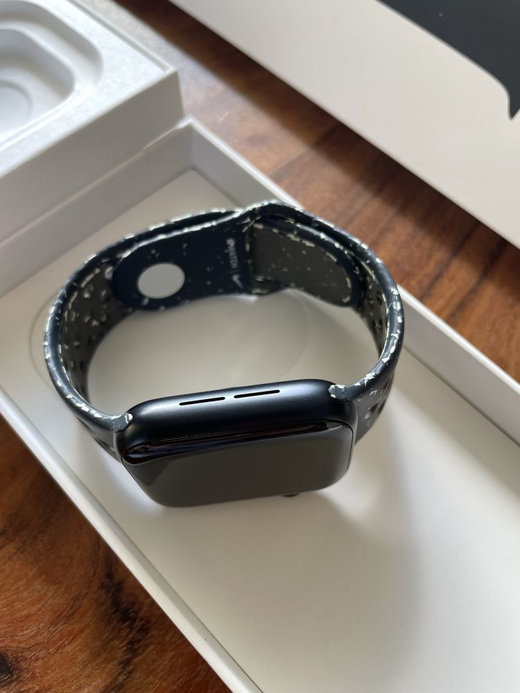 Apple watch SE 2nd gen 40mm