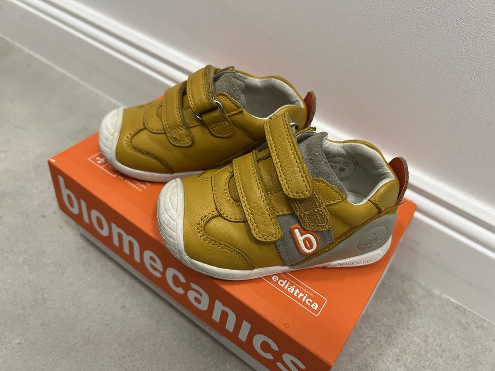 Biomecanics sneakers pentru copii marimea 20
