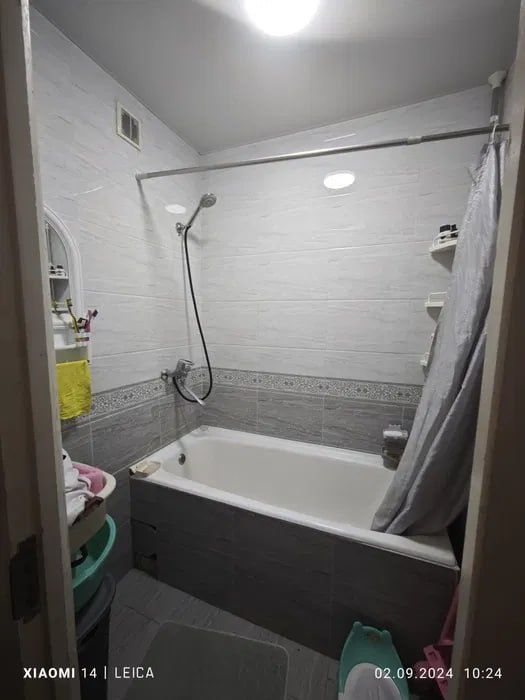 Продаю 1 комнатную квартиру Сергели 5