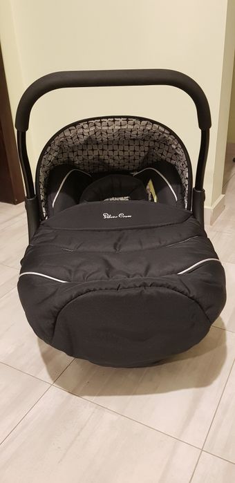 Бебешко кошче Silver Cross от 0 до 13кг

Марка-Silver Cross.

За б