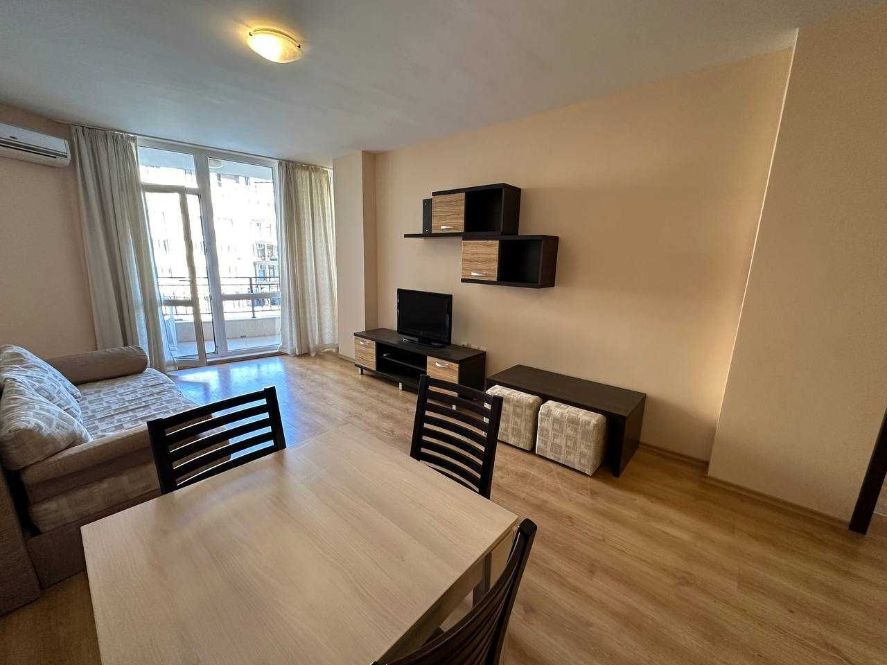 Продава се Двустаен апартамент в Свети Влас - 95 кв.м за 1053 €/кв.м - Снимка #1