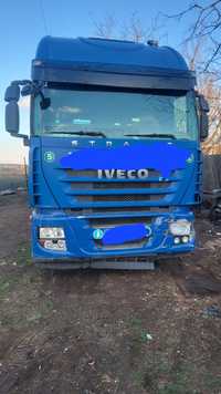 Dezmembrez iveco stralis