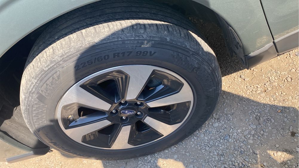 Продам шины 225 60 r17 4 шт