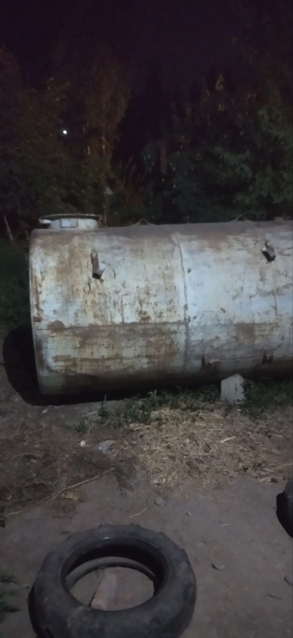 Yomkis bochka sotiladi 4200 litr sigimi