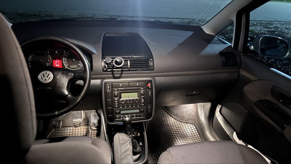 VW Sharan 2.0 TDI