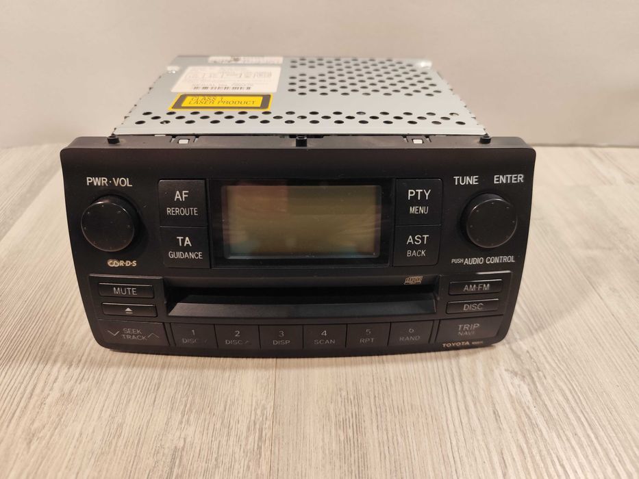 Radio CD original TOYOTA Corolla Hatckback 2006 posibil altele