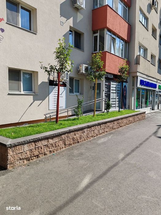 Vinzare spatiu comercial pretabil cabinet  medical, laborator, coafor