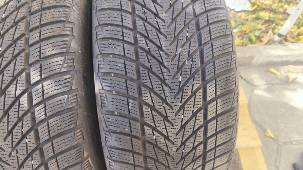 225/40r18 GoodYear 4бр. Зимни