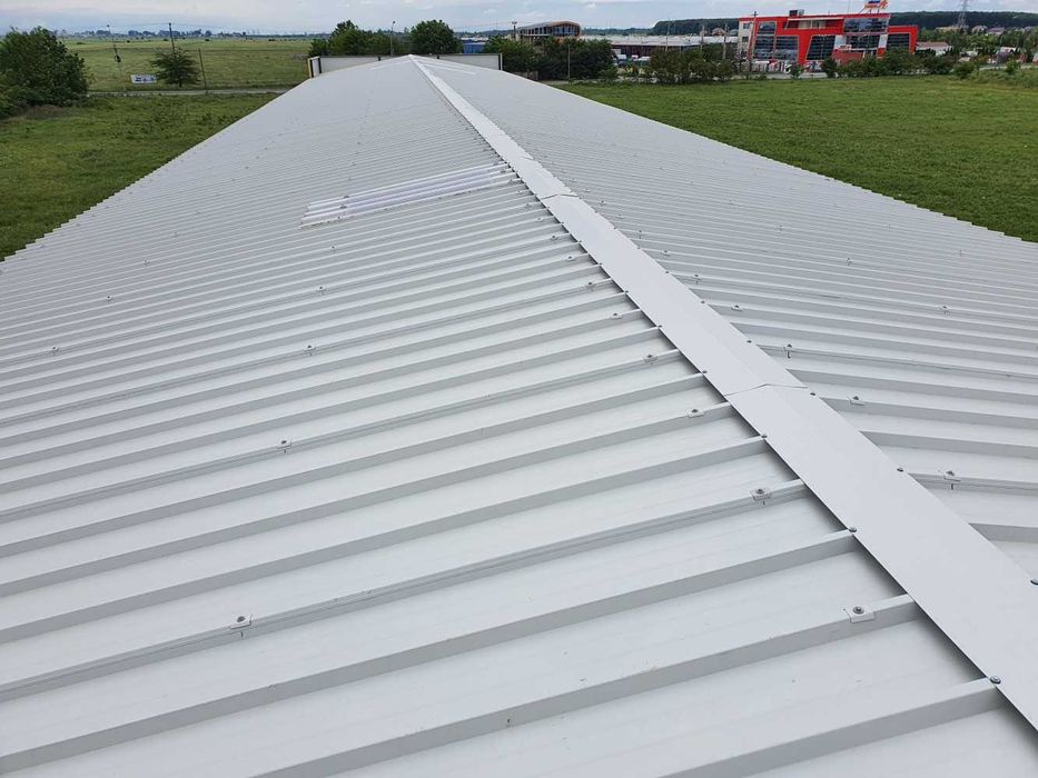 Vand și confecționez hale metalice diferite dimensiuni.