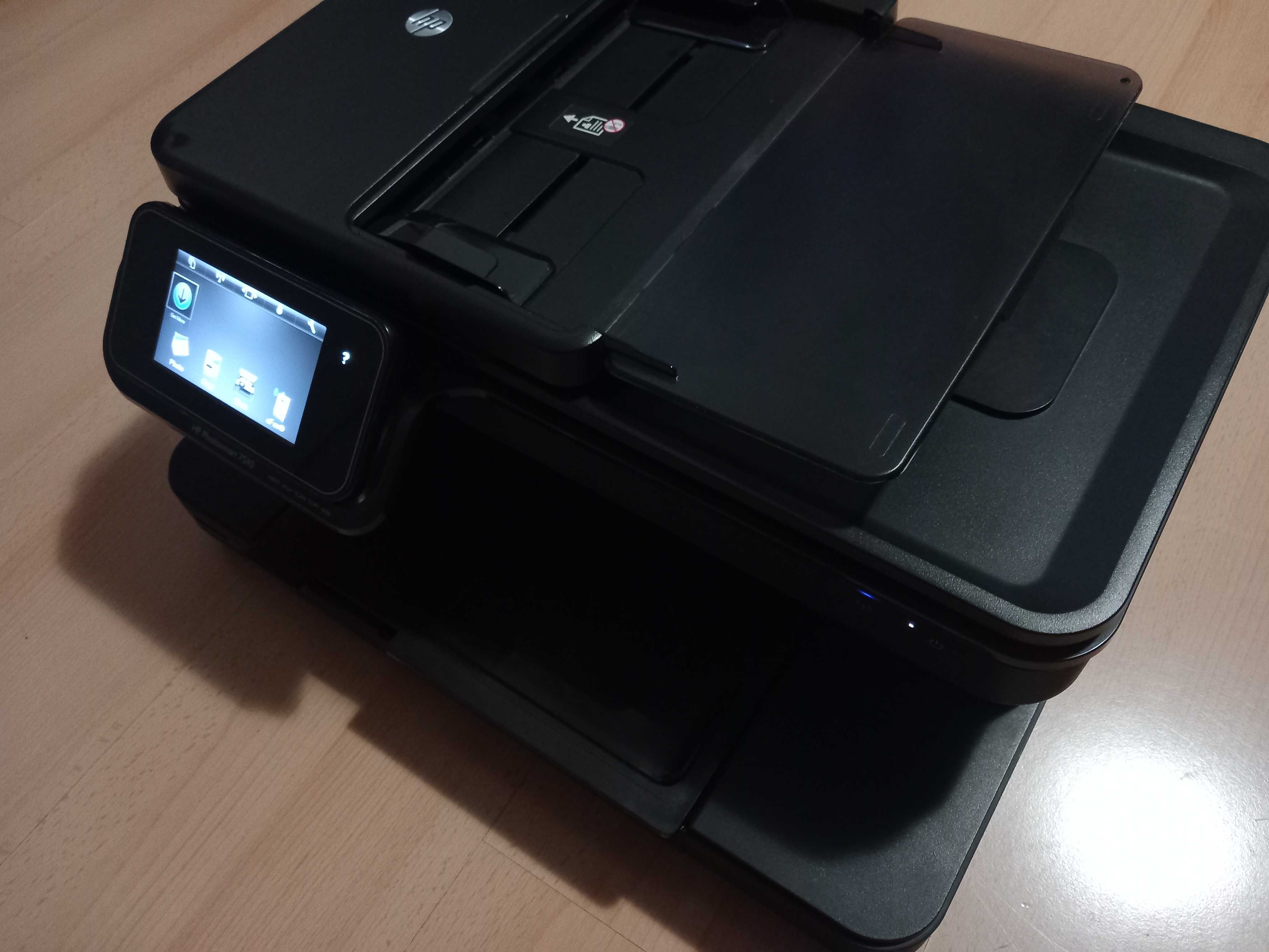 Многофункционален принтер HP Photosmart 7510 All-in-One Printer CQ877B