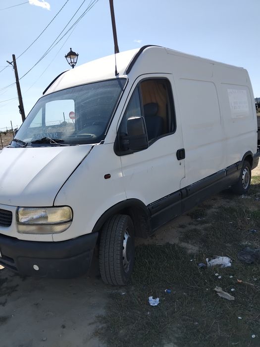 Vând urgent de piese la reparat