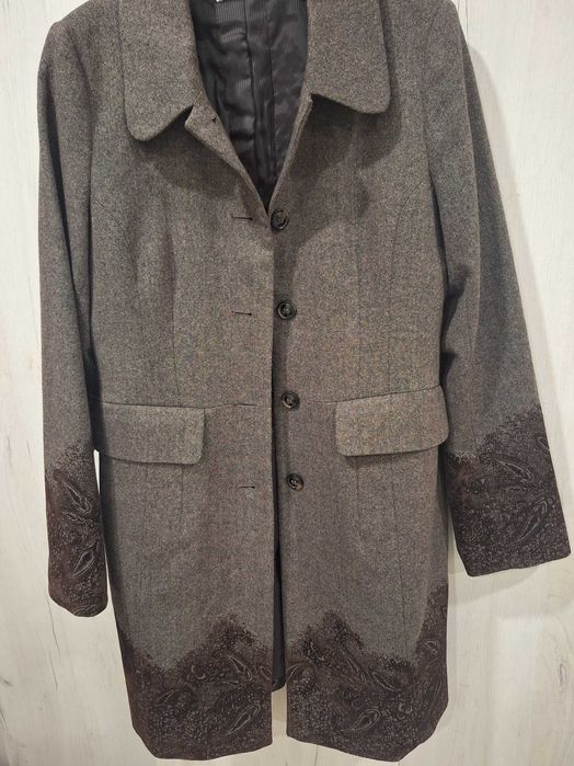 Дамско палто размер 38
