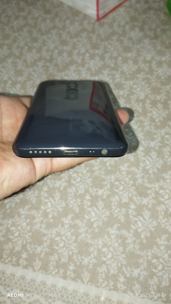 Redmi 8  4/64 в отличном состоянии