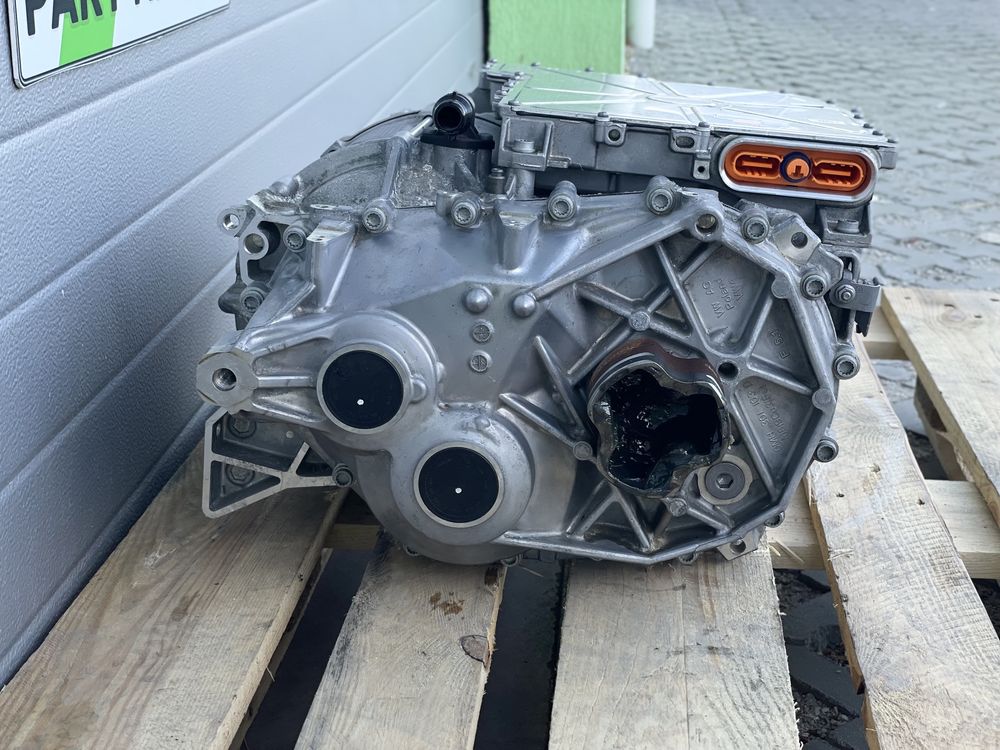 Електромотор AUDI Q4  VW ID.3 OEH901098E